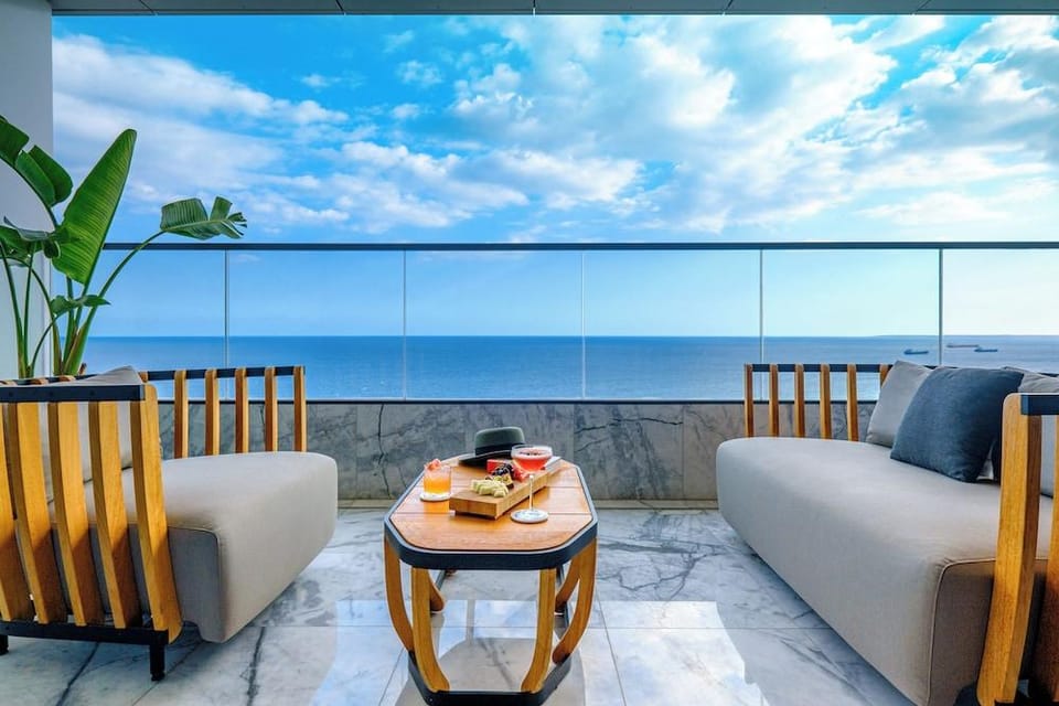 The Icon - Private Apartments Hotel in Germasogeia
