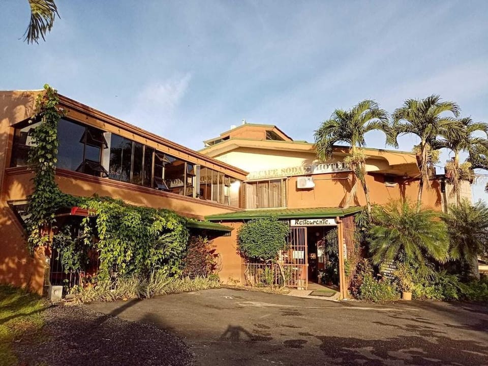 Hotel Torrre Fuerte Hotel in Alajuela Province