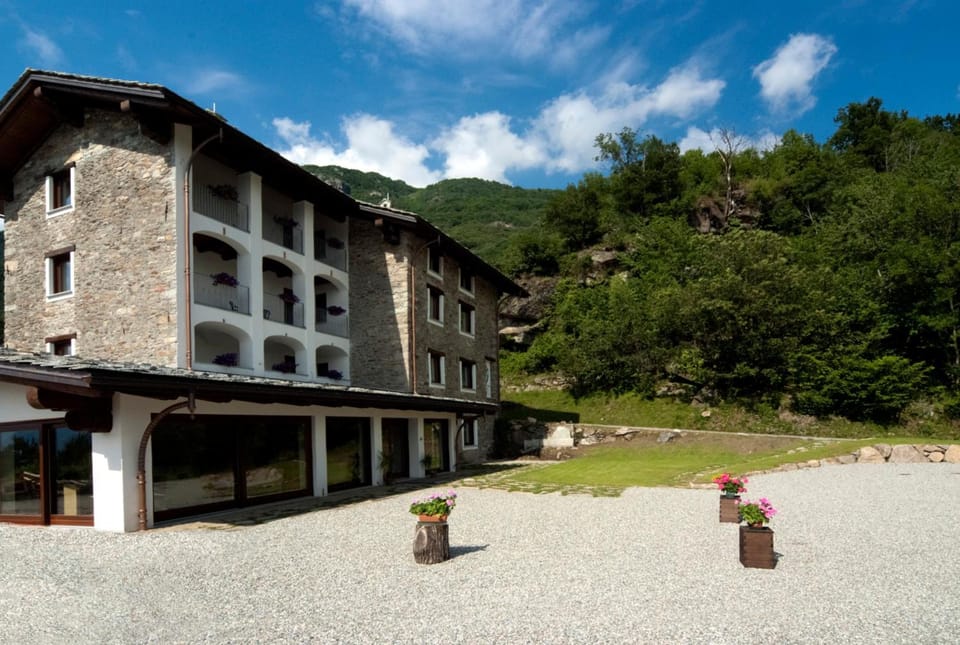 Il Falco E La Volpe Hotel in Aosta Valley, Italy
