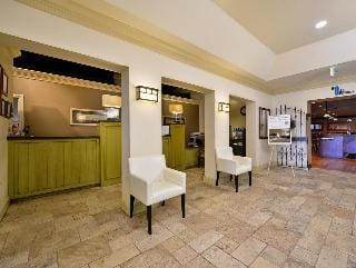 Lions Gate Hotel - a Lexington Legacy Hotel Hotel in North Highlands