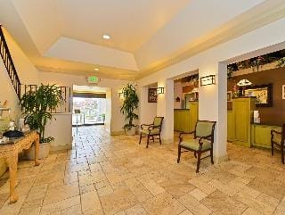 Lions Gate Hotel - a Lexington Legacy Hotel Hotel in North Highlands