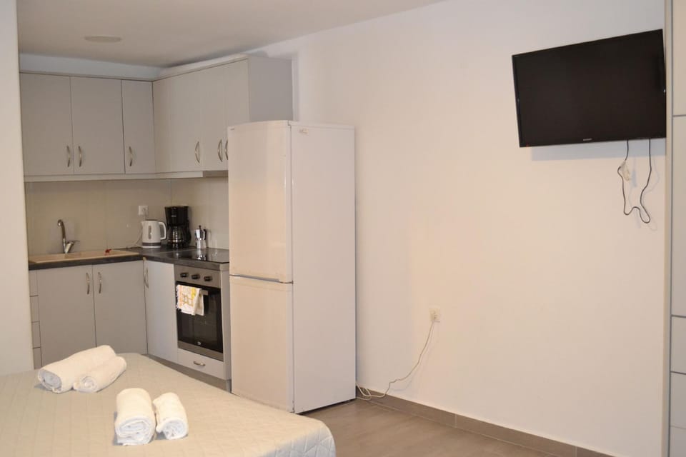 Oniropetra Apartaments Hotel in Decentralized Administration of the Aegean