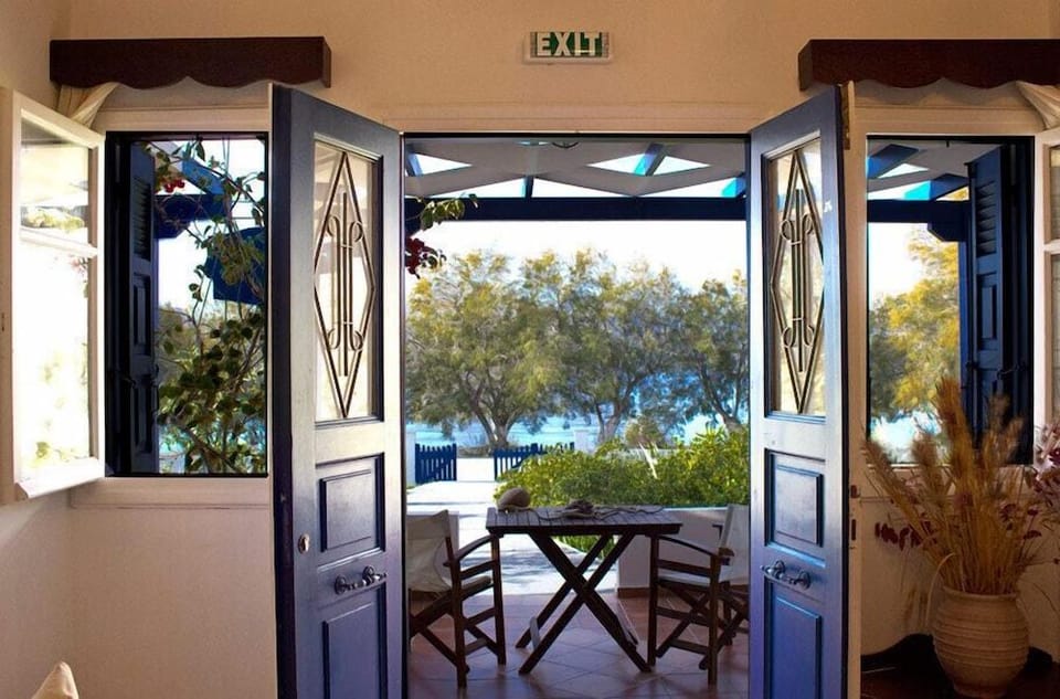Nikos Sea view apts Milos Hotel in Milos