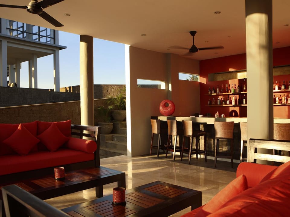 Bar/lounge