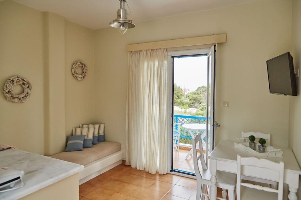 Aelia Apartments Hotel in Decentralized Administration of the Aegean