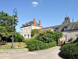 Logis Hotel du Labrador Hotel in Centre-Val de Loire