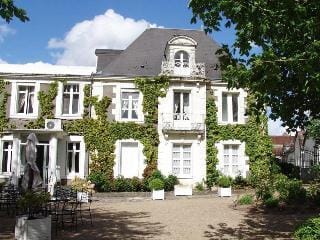 Logis Hotel Hermitage Hotel in Centre-Val de Loire