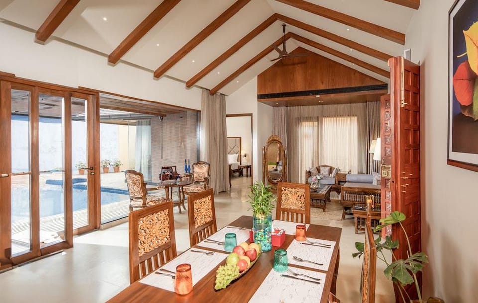 Uday Serenity Backwater Resort Hotel in Alappuzha
