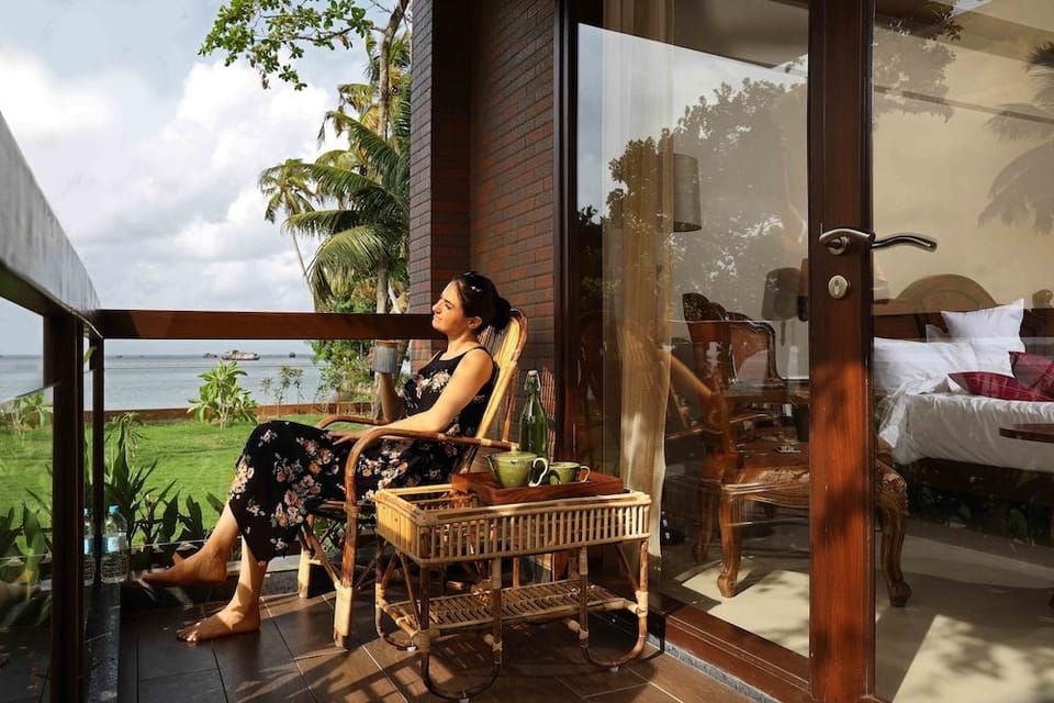 Uday Serenity Backwater Resort Hotel in Alappuzha