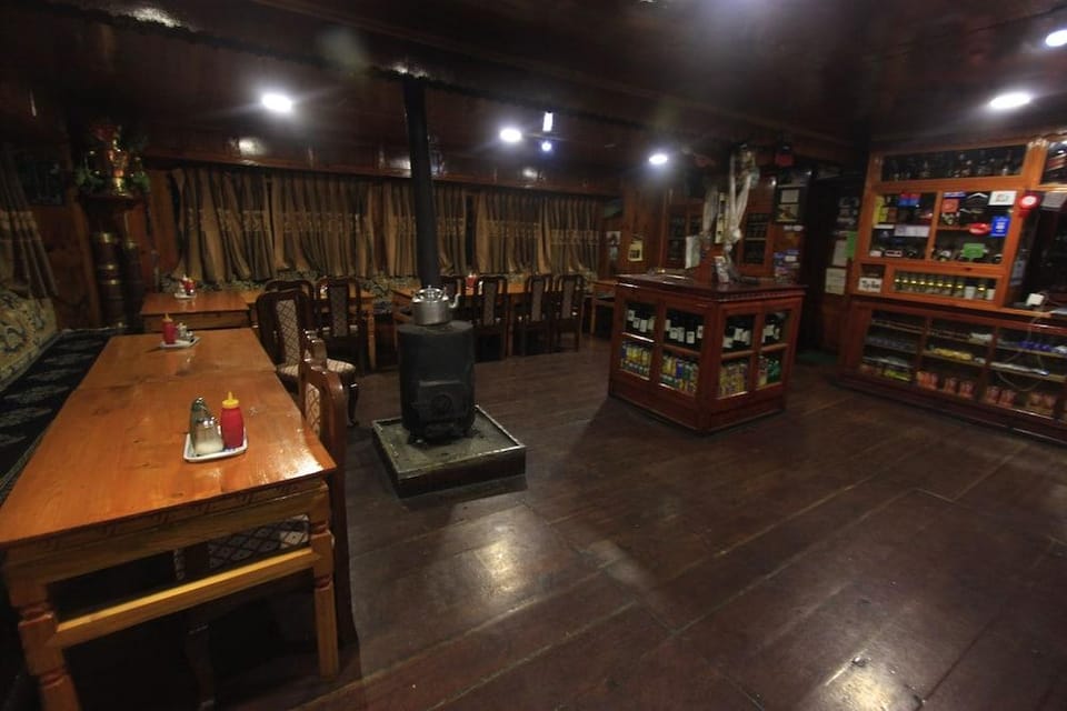 Himalayan Lodge Hotel in Nepal