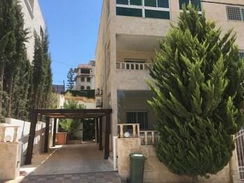 Dabouq luxury spaceous Apartment Hotel in Africa