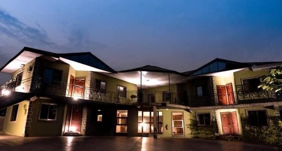 K-archy Lodge Hotel in Central Region, Ghana