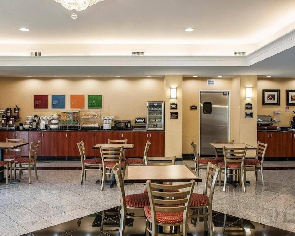 Comfort Suites Hotel in Indianapolis