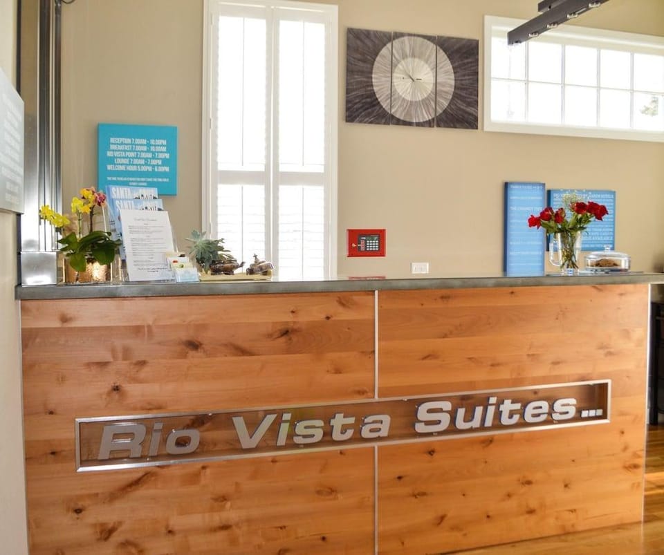 Rio Vista Inn & Suites Santa Cruz Inn in Santa Cruz