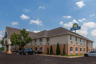 Days Inn Milan/Cedar Point South Hotel in Ohio