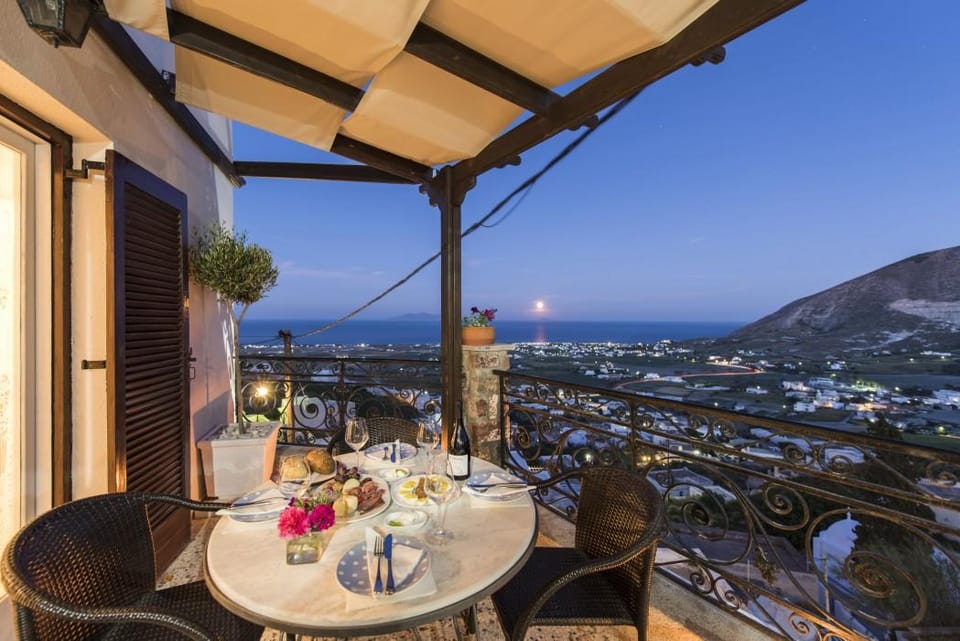 Morning Star Hotel in Santorini