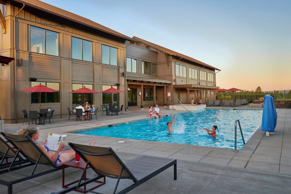 Tetherow Hotel Resort in Bend