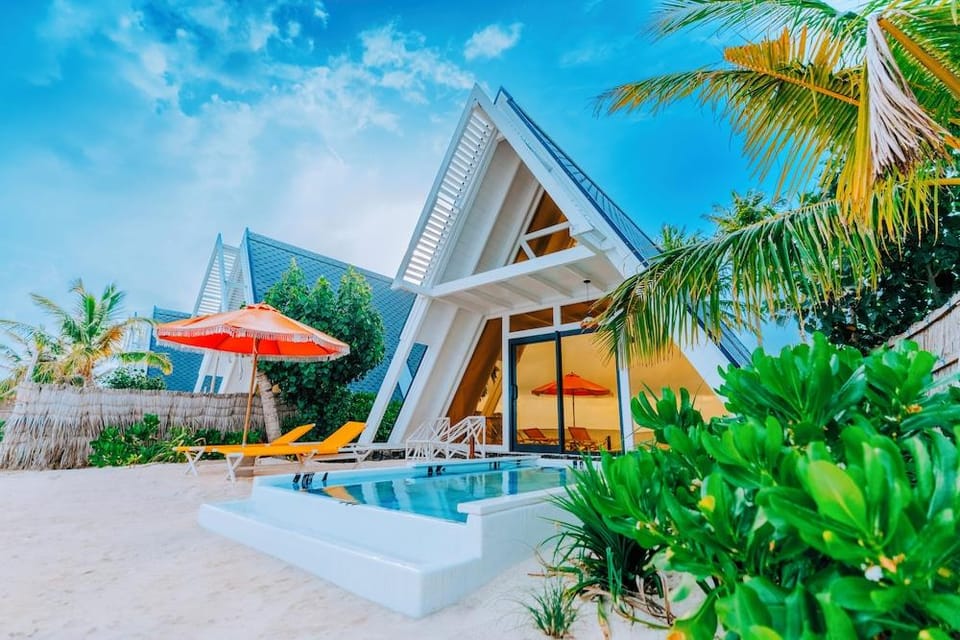 Oaga Art Resort Hotel in Maldives