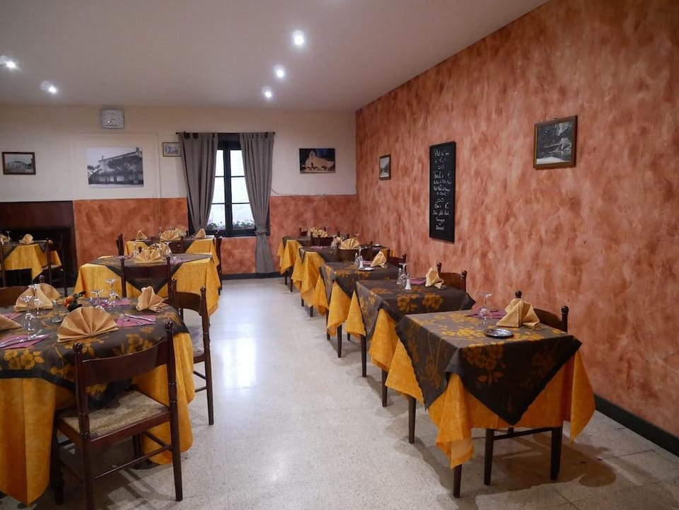 Hostellerie des Voyageurs Hotel in Auvergne-Rhône-Alpes