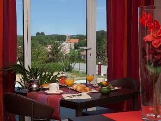 Logis Hotel Des Sapins Hotel in Auvergne-Rhône-Alpes