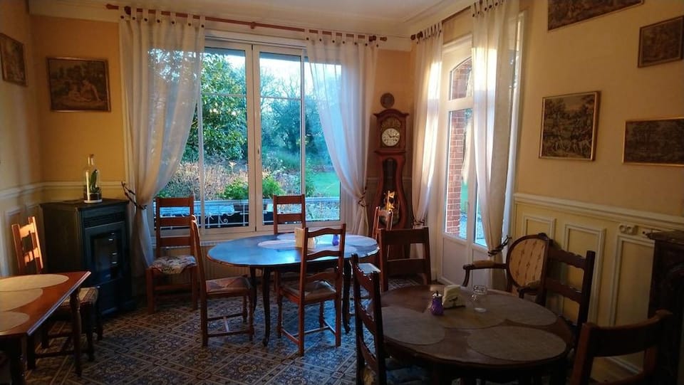 Maison d'Hotes La Nouvelle Criqueboise Hotel in Normandy