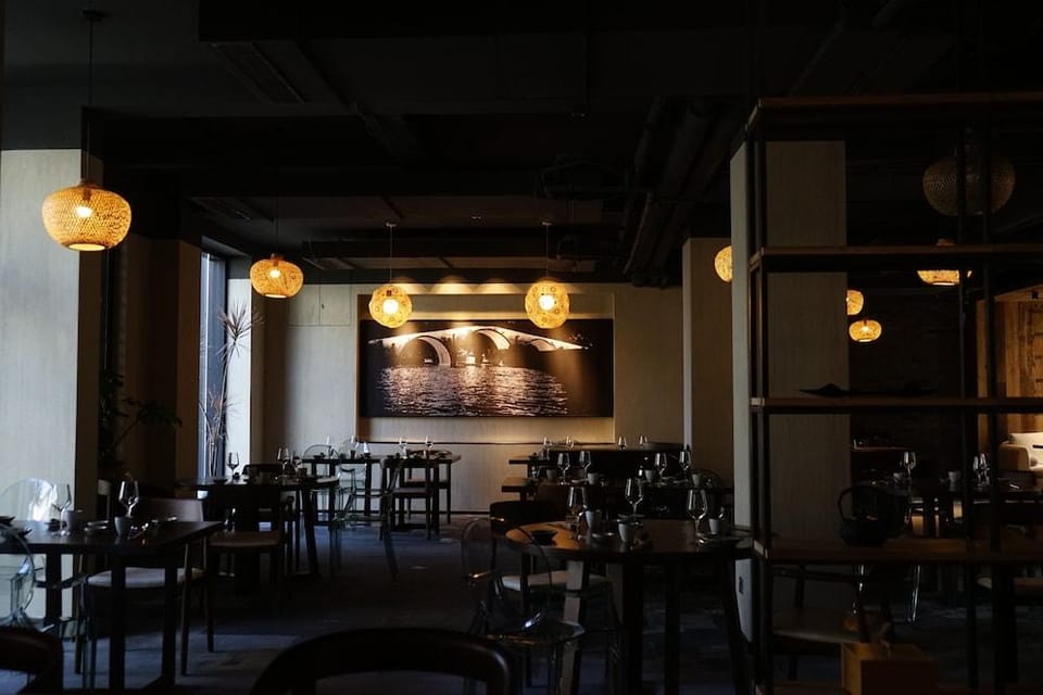 Seclusive Life in Jiangnan •Canal Yard Hotel in Hangzhou