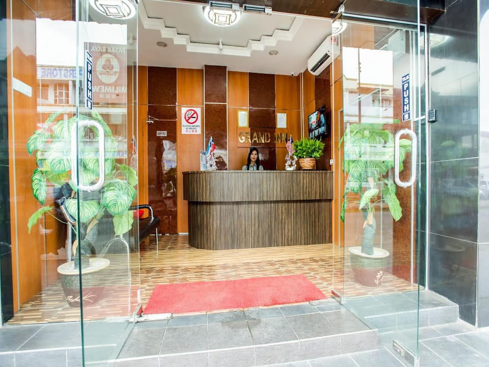 OYO 89712 Grand Inn Hotel in Sabah