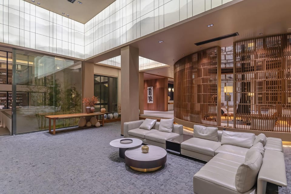 SUSHAN Mountain Lodge Hotel in Guangzhou