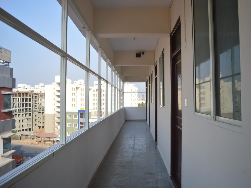 Hotel O New Champion Residency Hotel in Bengaluru