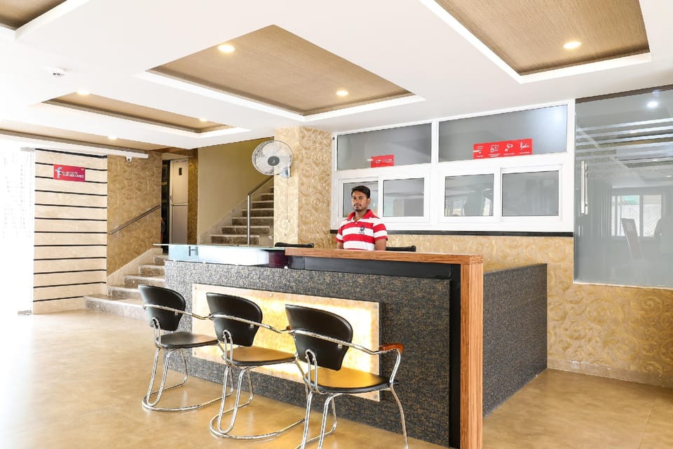 Capital O SRIVEDA Hotel in Hyderabad