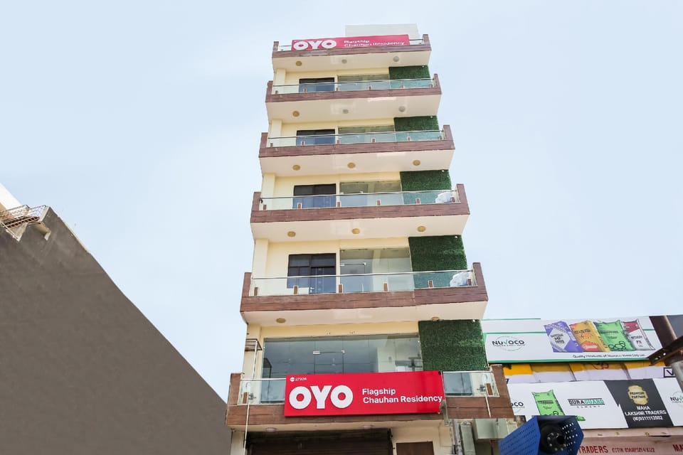 OYO Flagship 27926 Sector 66 Noida Hotel in Noida