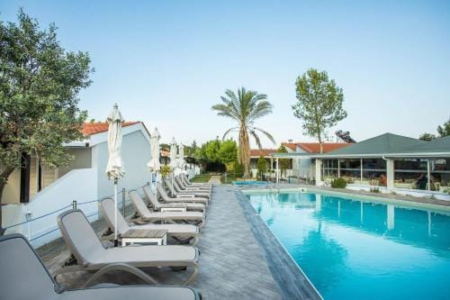 Coral Blue Hotel Hotel in Halkidiki