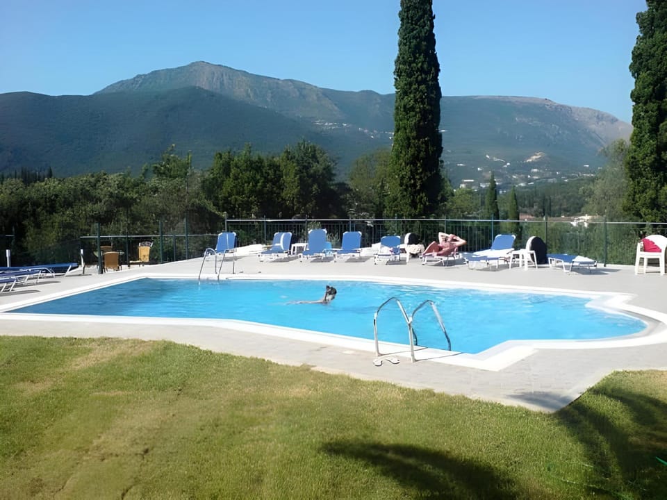 Ziogas Apartments Hotel in Peloponnese, Western Greece and the Ionian
