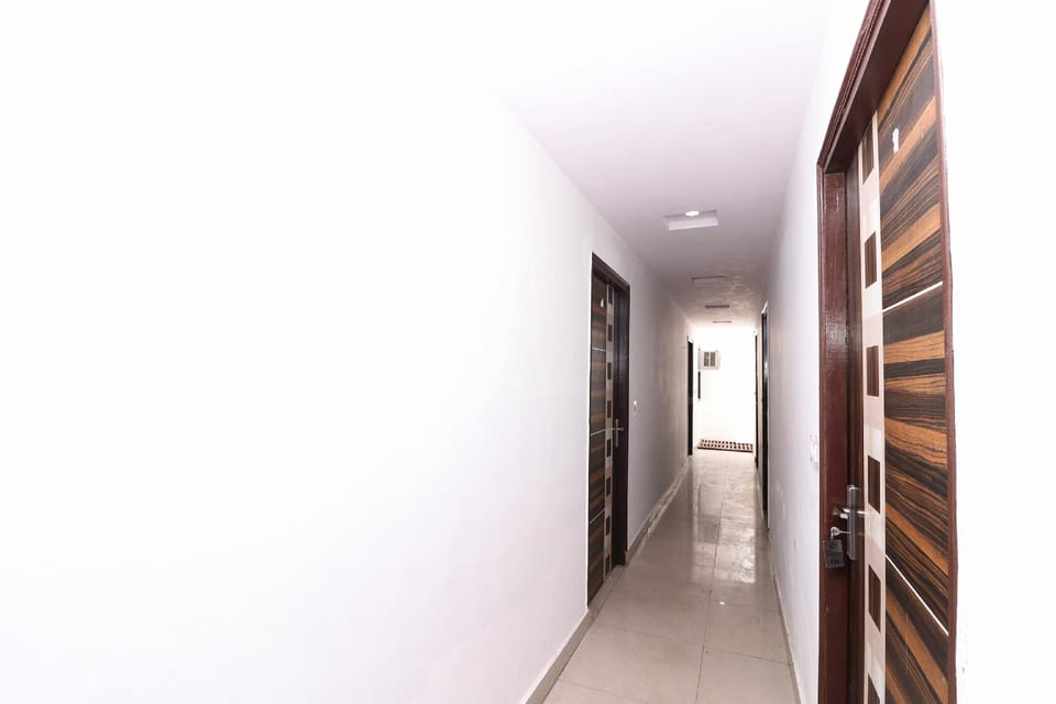 Hotel Four Season Inn Hotel in Agra