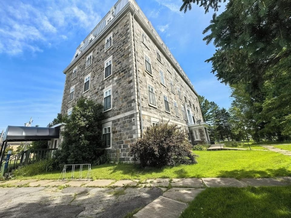 Auberge du Couvent Hotel in Quebec