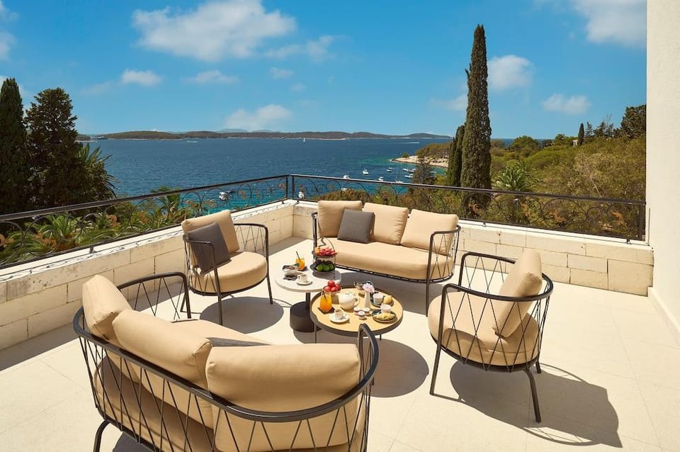 Hotel Croatia, Hvar Hotel in Hvar