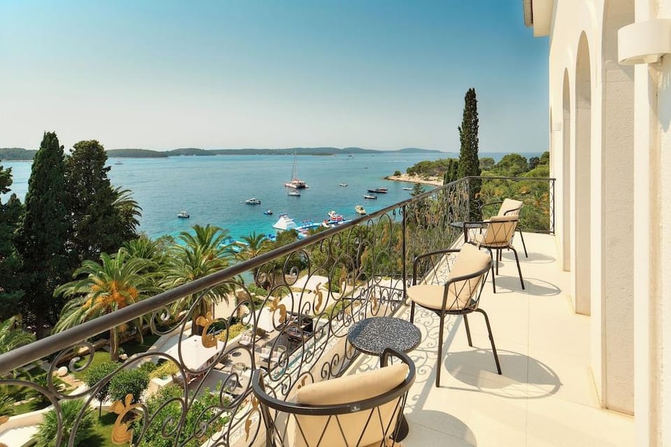 Hotel Croatia, Hvar Hotel in Hvar
