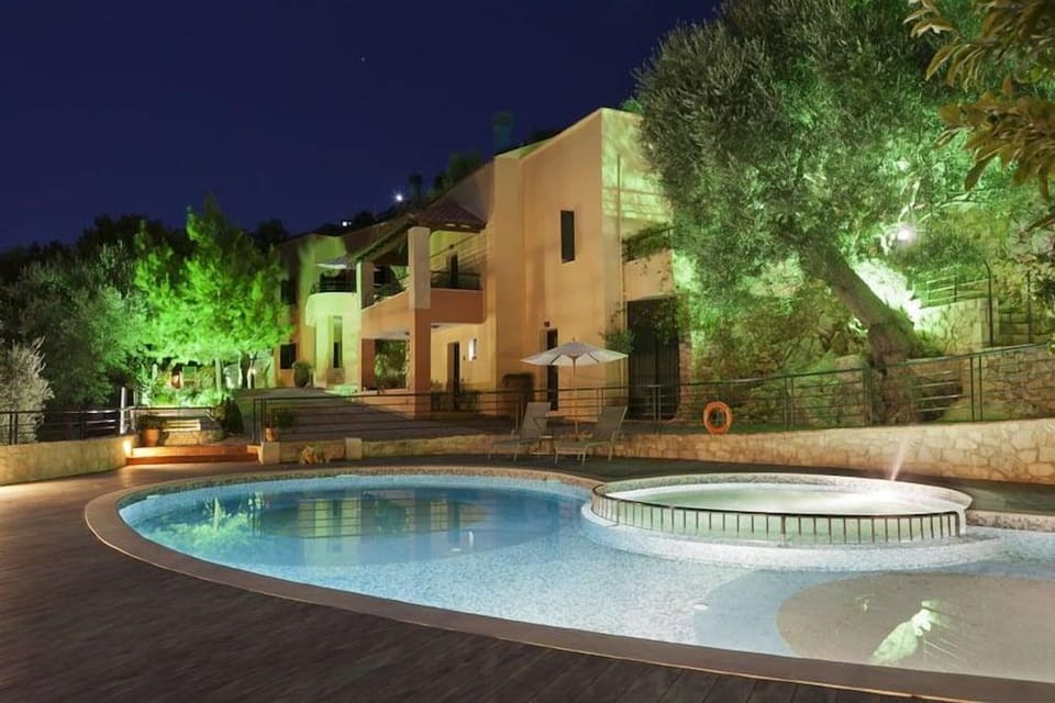 Kastellos Village - Agathes Houses Hotel in Crete