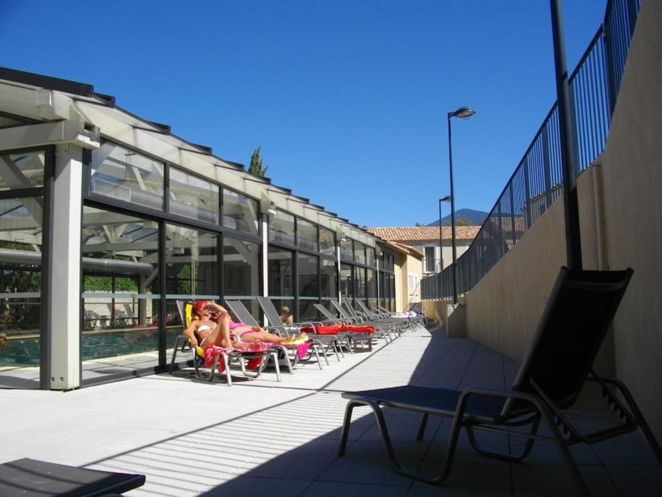 Residence Nemea Les Mazets du Ventoux Hotel in Malaucène