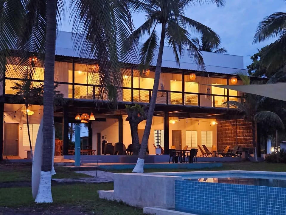 Lali Beach Hotel in El Salvador