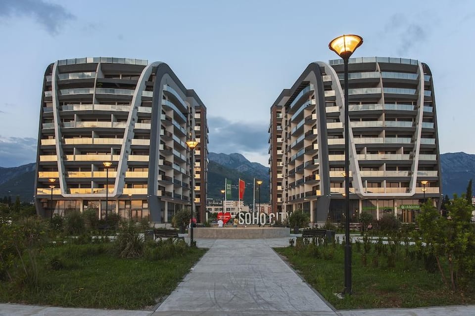 Apart-hotel Soho Suites Hotel in Montenegro