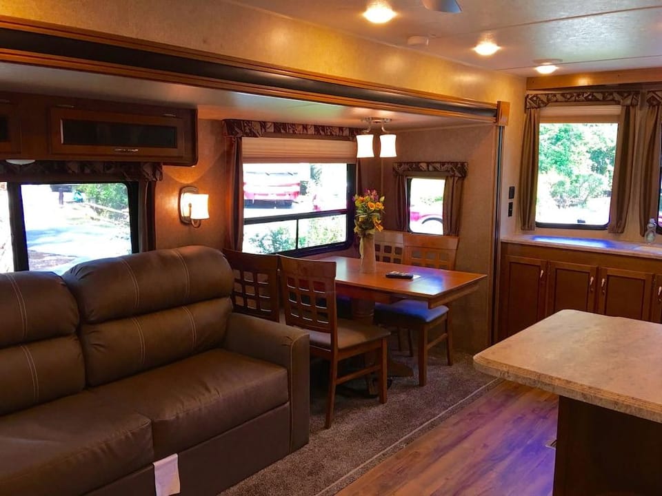 Enduro RV Citrus Valley Resort Hotel in Four Corners