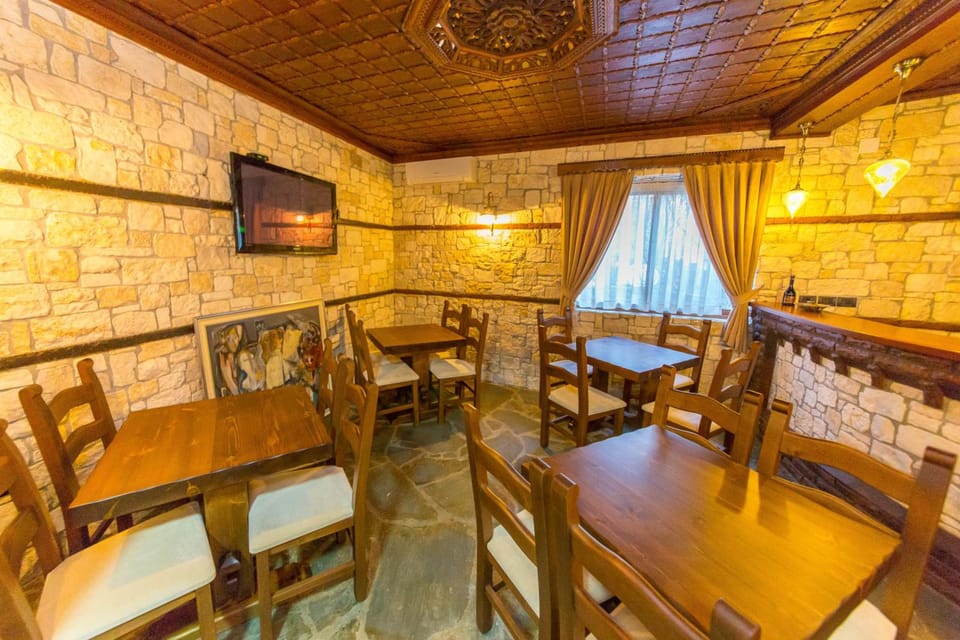 Bar/lounge