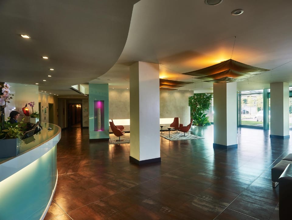 Hotel Cruise Hotel in Como