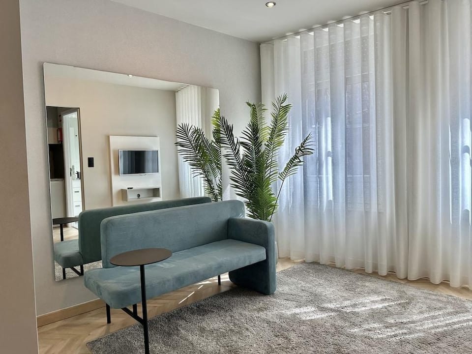 Your Opo Capela Apartments Hotel in Porto
