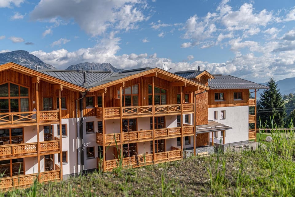 Skylodge Alpine Homes Apartment hotel in Schladming