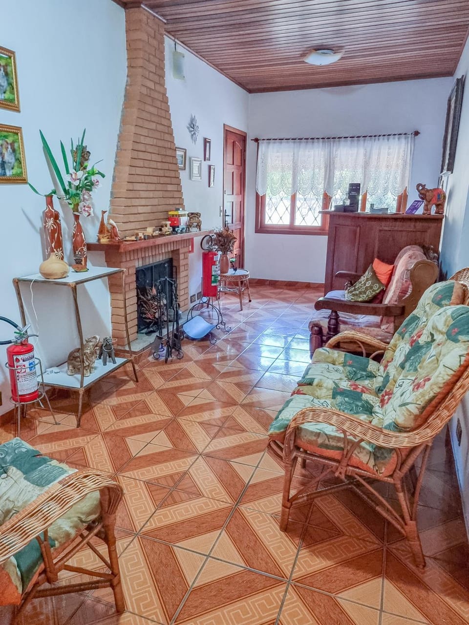 pousada helebastian Inn in Campos do Jordão