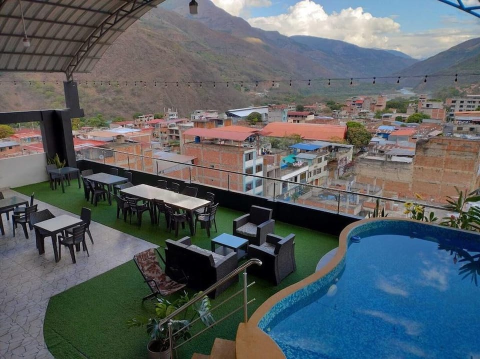 HOTEL BURJ KHALIFA Hotel in Department of Cusco