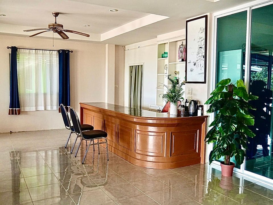 Srisuksan Klong Muang Beach  Hotel in Krabi Changwat