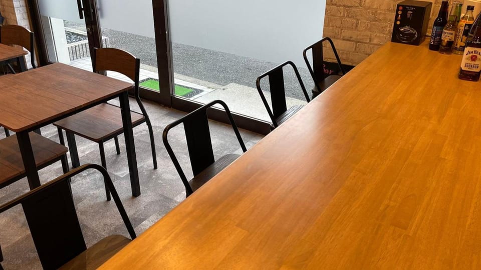 Bar/lounge
